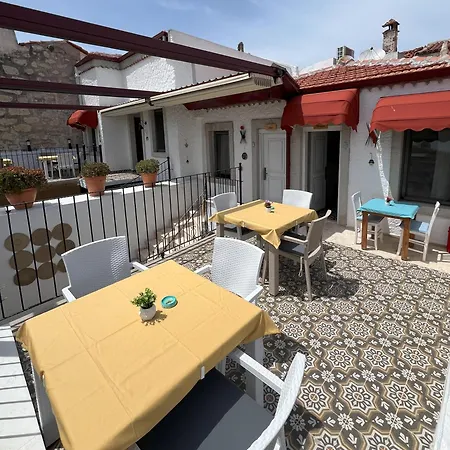 Alaçati Dısa Hotel *