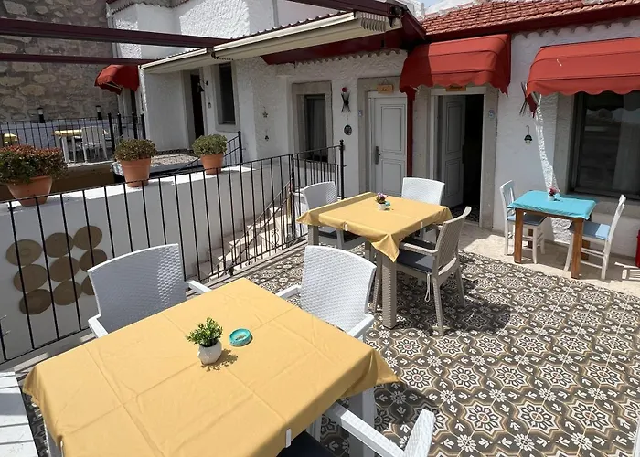 Alaçati Dısa Otel *