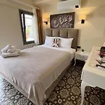 Disa Hotel *