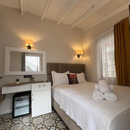 Disa Szálloda Alacati